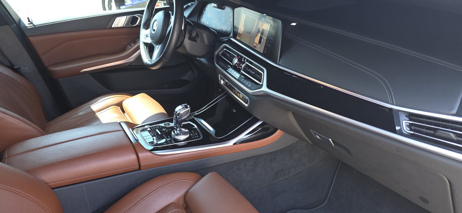 Clean luxury SUV interior after detailing